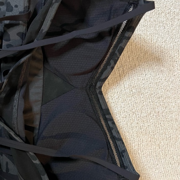 NOT FOR SALE Lululemon Black/Gray Mesh Cheetah Print Spaghetti Strap Bra Top - Picture 14 of 15